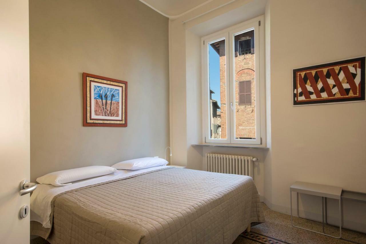 Piazza Paradiso Accommodation Siena Exterior photo